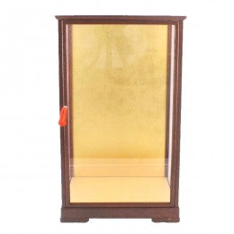 Üvegvitrin japán babákhoz 50cm