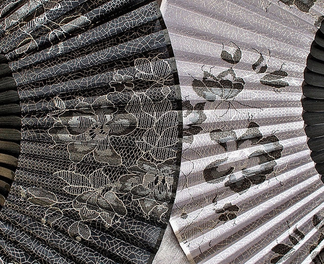 SHITOYAKA Folding Fan